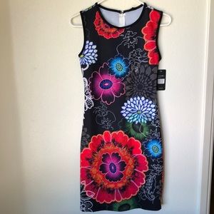 Women’s Cocoom sleeveless Dress NWT